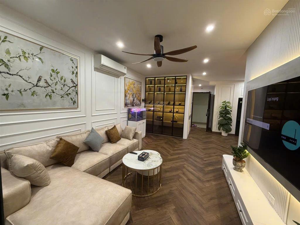 Cần bán nhanh căn hộ đẹp flc 36 phạm hùng 3 phòng ngủ 100m nhà đẹp sẵn sổ đỏ thiện chí giao dịch