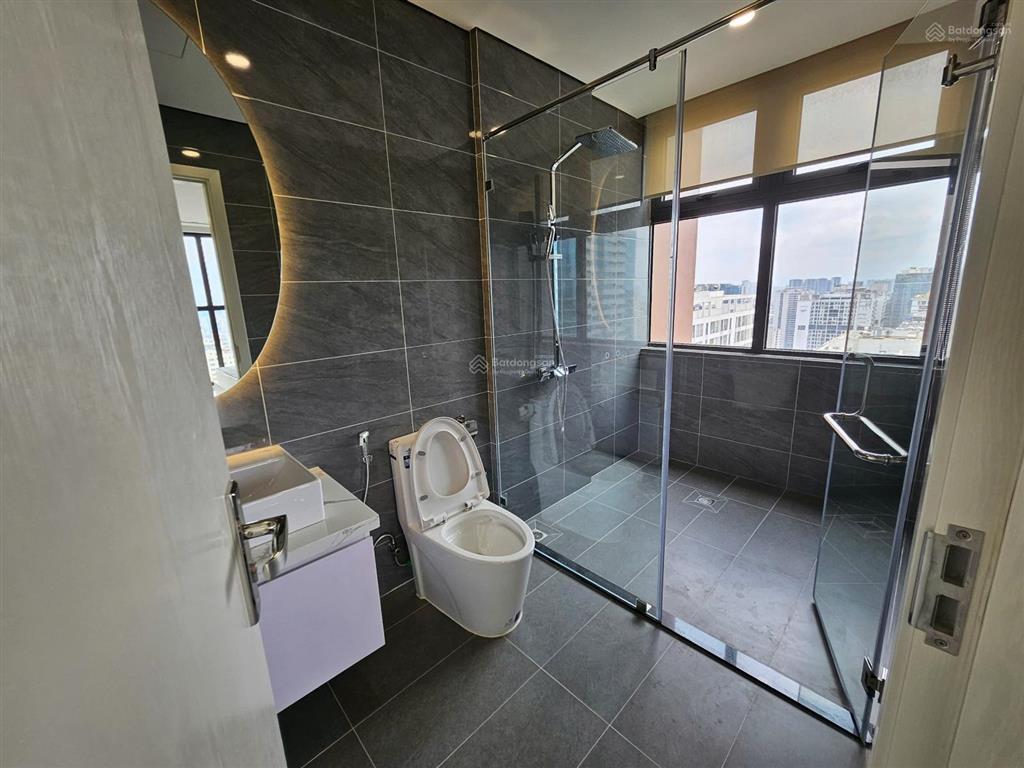 Cho thuê căn hộ 3 ngủ full đồ đẹp tại brg diamond residences 25 lê văn lương chỉ 27 tr/tháng
