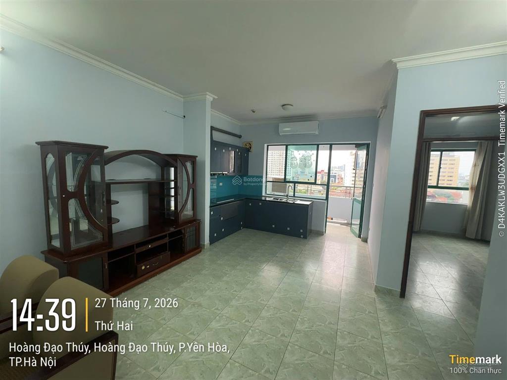 Cho thuê căn hộ 17t khu trung hòa nhân chính 2 phòng ngủ đồ cơ bản chỉ 12,5 tr/tháng  0912 883 ***