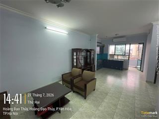 Cho thuê căn hộ 17t khu trung hòa nhân chính 2 phòng ngủ đồ cơ bản chỉ 12,5 tr/tháng  0912 883 ***