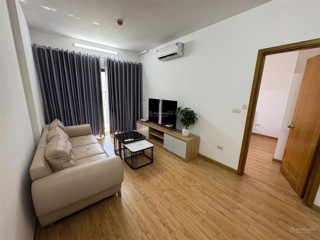 Cho thuê gấp căn hộ 2 ngủ full đồ giá rẻ tại golden west  lê văn thiêm giá chỉ 14,5 triệu/tháng