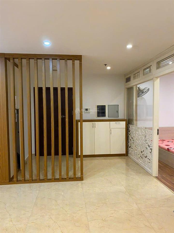 Bán gấp căn hộ 3 phòng ngủ full đồ 122m tại diamond flower 48 lê văn lương giá chỉ 12 tỷ