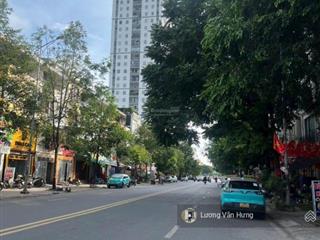 Bán toà văn phòng kđt văn khê,hà đông dt 139m2 6 tầng phân lô cho thuê 60 triệu/tháng giá 39 tỷ