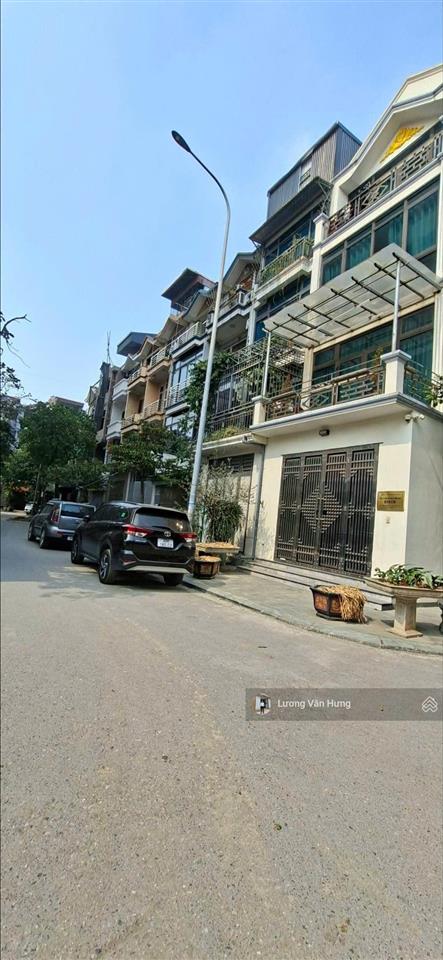 Bán gấp liền kề vinaconex 21 ở phố quang trung, dt 70m 4 tầng phân lô vỉa hè ôtô tránh giá 16 tỷ