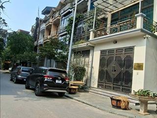 Bán gấp liền kề vinaconex 21 ở phố quang trung, dt 70m 4 tầng phân lô vỉa hè ôtô tránh nhỉnh 16 tỷ