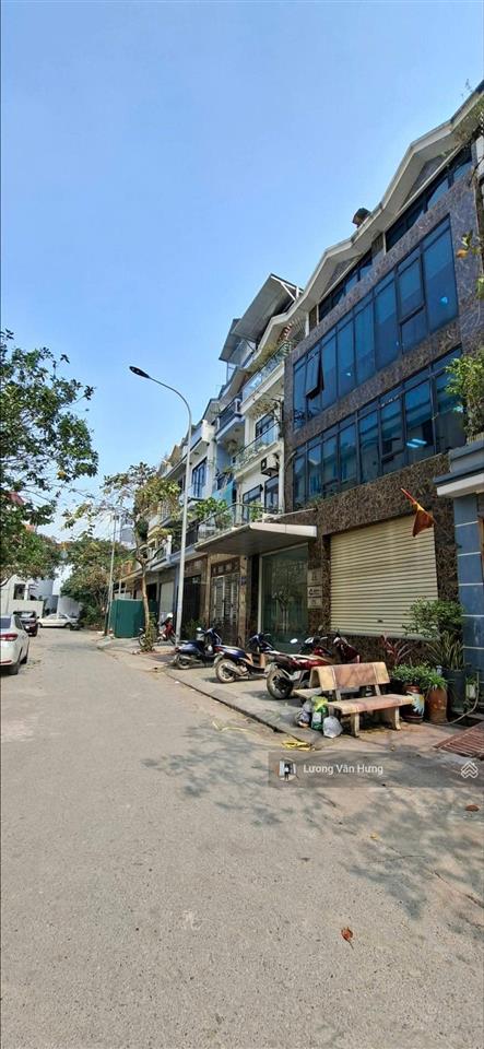 Bán gấp liền kề vinaconex 21 ở phố quang trung, dt 70m 4 tầng phân lô vỉa hè ôtô tránh giá 16 tỷ