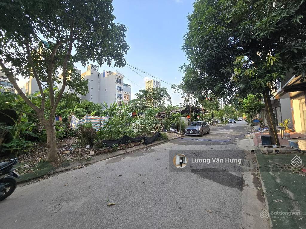 Bán gấp đất dịch vụ vạn phúc  khách mua về xây toà nhà building 7 tầng thang máy giá nhỉnh 14 tỷ