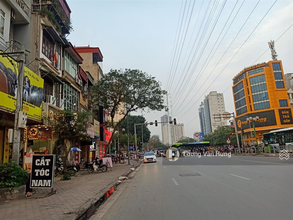Cho thuê nhà mặt phố nguyễn thanh bình,ngã 4 tố hữu vạn phúc,dt 45m2* 3 tầng giá 20 triệu/tháng