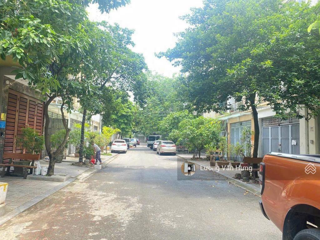 Bán gấp liền kề văn phú kđt văn phú xây thô 90m2, 4 tầng phù hợp đầu tư giá chỉ 18 tỷ