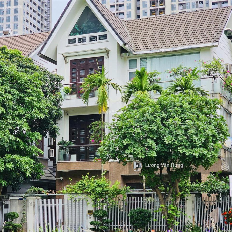 Bán biệt thự văn quán kđt văn quán hà đông dt 180m2, 4t nhà hoàn thiện nội thất xịn đẹp giá 42 tỷ