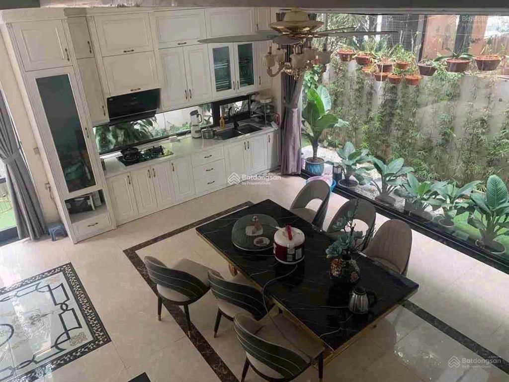 Bán biệt thự phố lê văn thiêm, ngụy như, thanh xuân lô góc dt 105m2 5 tầng full nội thất giá 43 tỷ