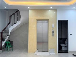 Diện tích 31m2, 5 tầng thang máy, giá 5,2ty. nhà mới đẹp thượng cát, bắc từ liêm. gần trường, chợ
