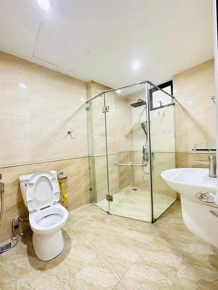 Hiếm! thang máy, nhà mới đẹp 5 tầng, đường yên nội, phường liên mạc, bắc từ liêm. trung tâm ủy ban.