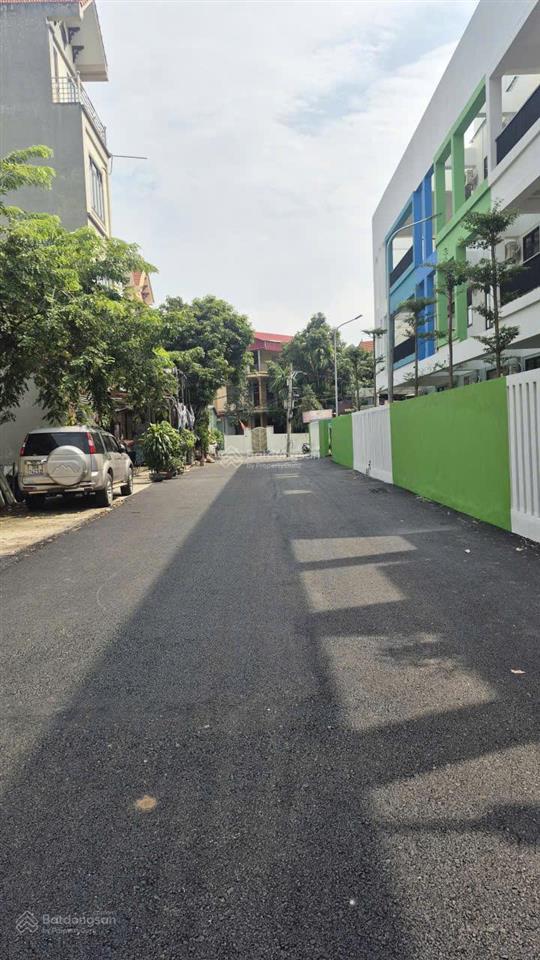 Bán nhà 5 tầng thang máy, đức thắng, bắc từ liêm. gần trung tâm ủy ban phường, giá 5,25 tỷ