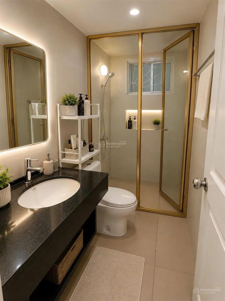Bán căn hộ dịch vụ, phú thượng, tây hồ. lô góc 55m2, 7t thang máy, 15 phòng, 60tr/th