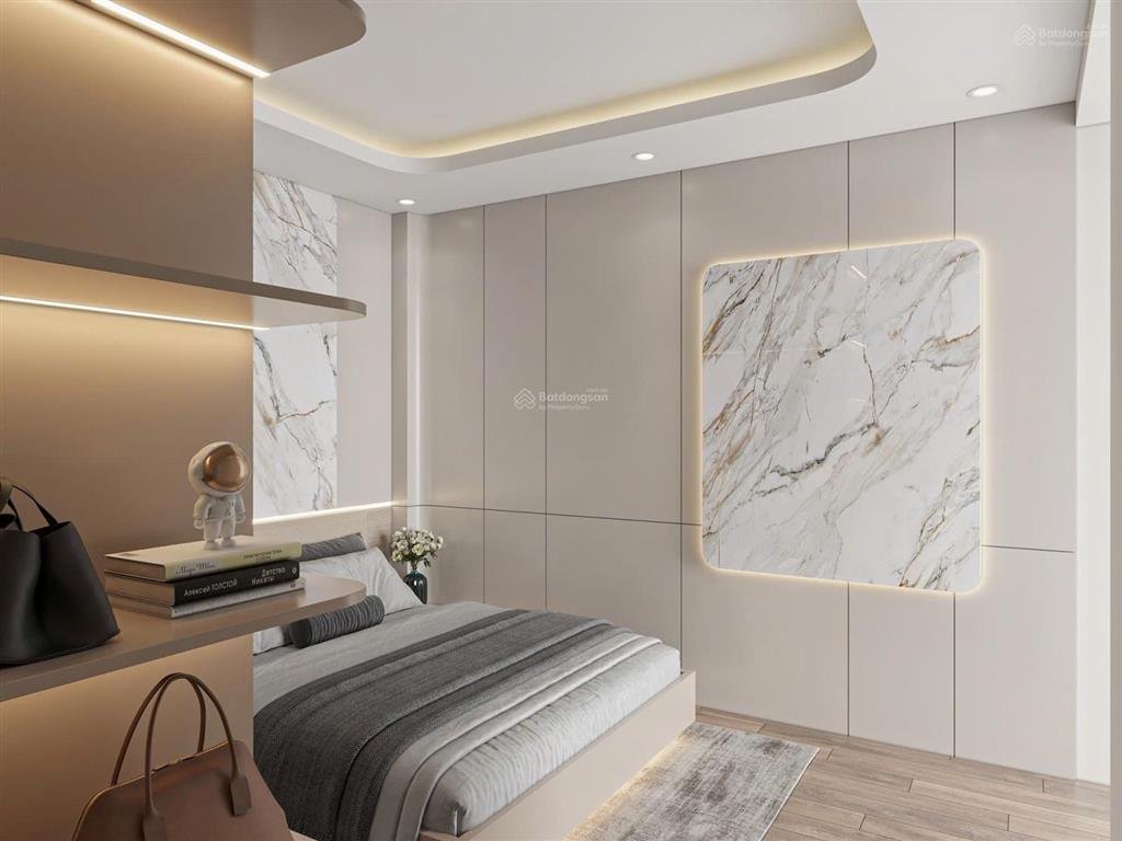 Trung tâm lạc long quân, tây hồ. dt 59 m2, 6 tầng thang máy. 15 tỷ. đi dạo hồ tây