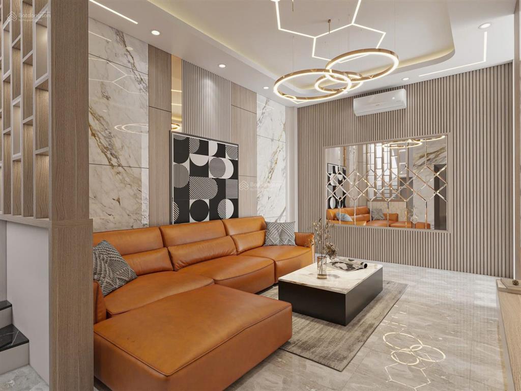 Trung tâm lạc long quân, tây hồ. dt 59 m2, 6 tầng thang máy. 15 tỷ. đi dạo hồ tây