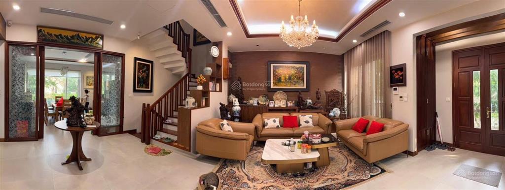 Cho thuê biệt thự song lập diện tích 200m thiết kế 03 phòng ngủ có tầng hầm rộng rãi