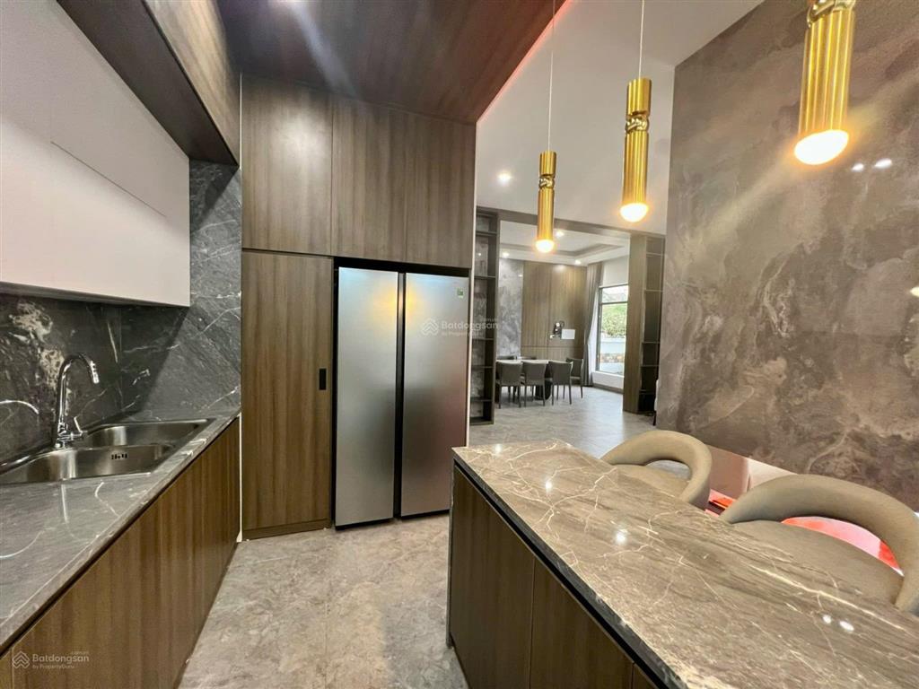 Cho thuê bt tại vinhomes riverside, 45 triệu, 225 m2, 4pn, 4wc