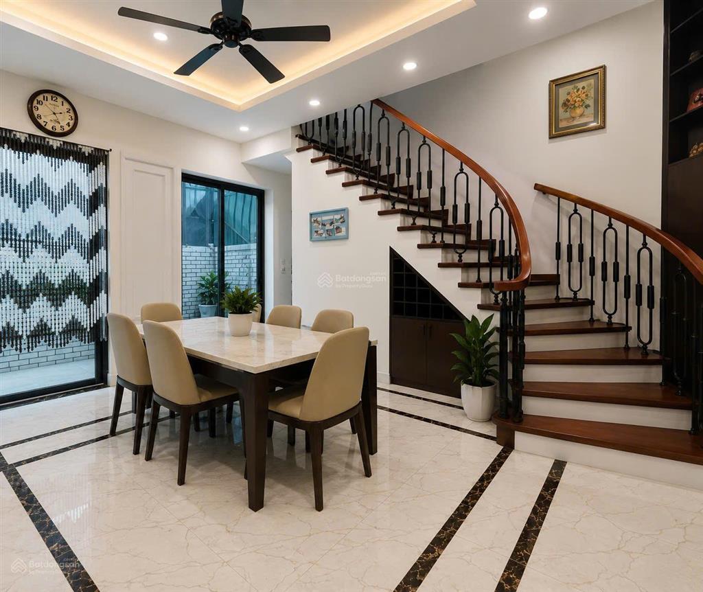 Cho thuê biệt thự vinhomes harmony full đồ, diện tích 96m², vào ở ngay, giá tốt