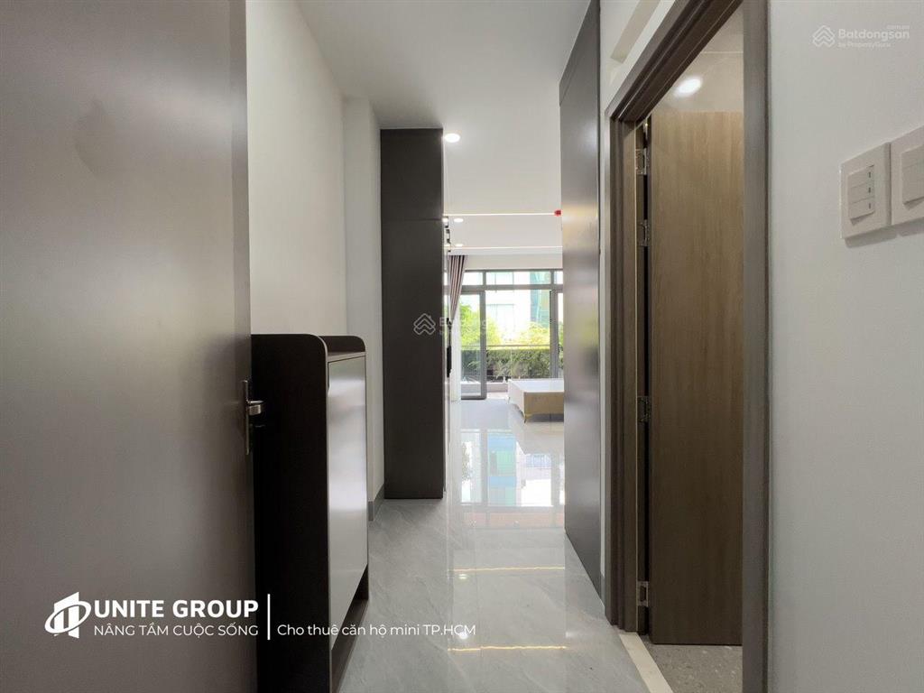 Cho thuê căn hộ mới 100%, 40m2, full nội thất, ban công, máy giặt riêng, thang máy ở đường đinh bộ
