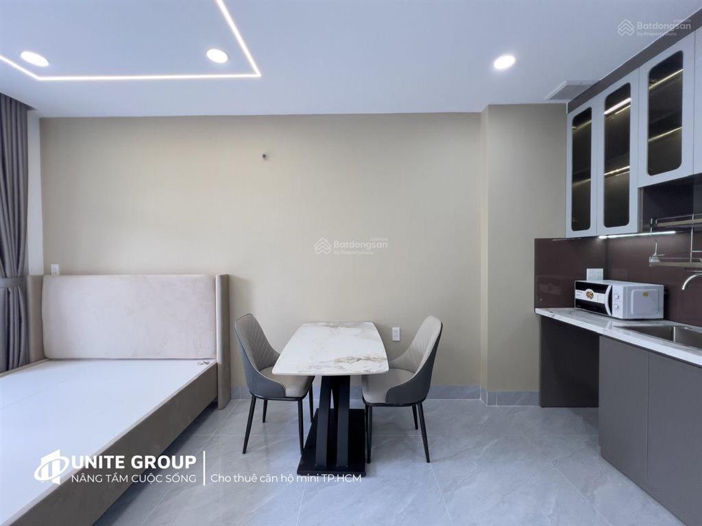 Cho thuê căn hộ mới 100%, 40m2, full nội thất, ban công, máy giặt riêng, thang máy ở đường đinh bộ