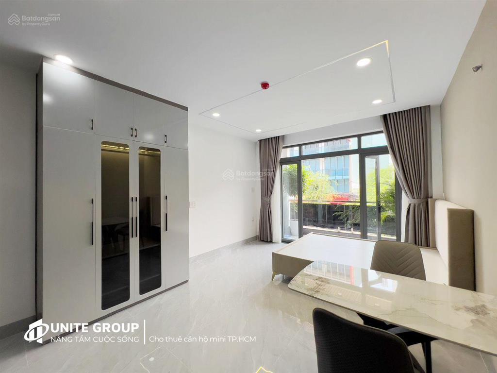 Cho thuê căn hộ mới 100%, 40m2, full nội thất, ban công, máy giặt riêng, thang máy ở đường đinh bộ