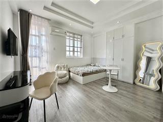 Cho thuê phòng 40m2 ban công, full nội thất, máy giặt riêng ở đường lê văn duyệt gần chợ bà chiểu