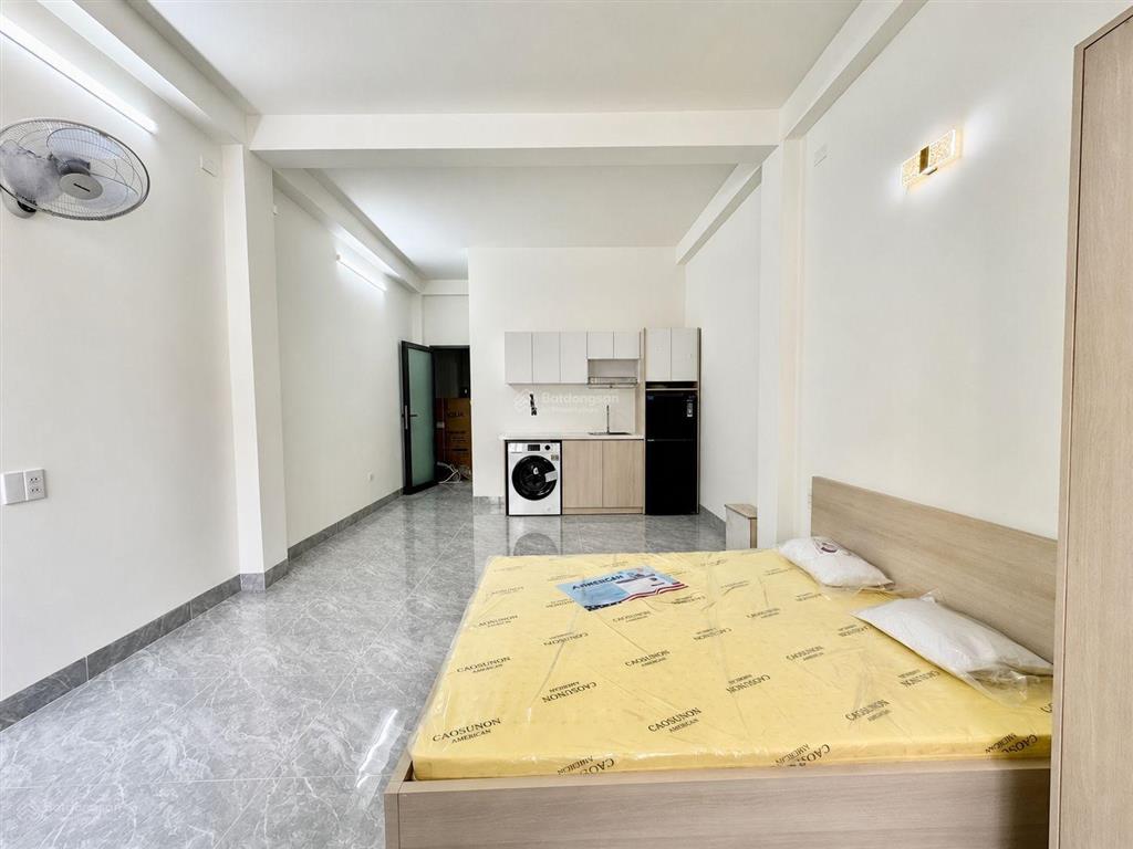 Cho thuê dự án mới 40m² ban công full nội thất, giặt riêng ở phan xích long gần bờ kè trường sa q1