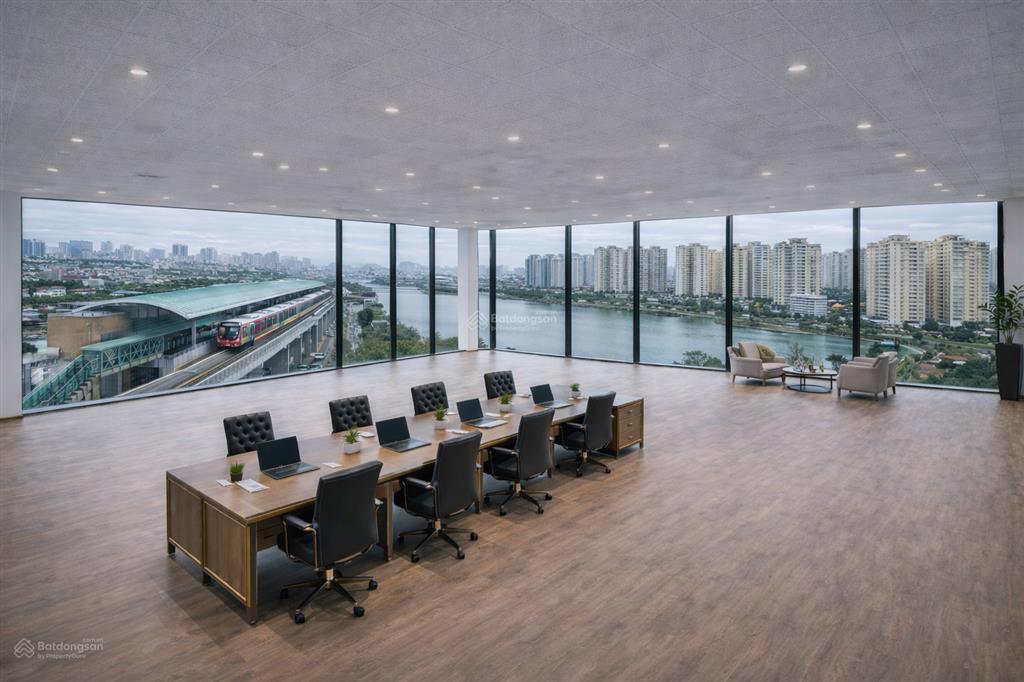 Bán sàn văn phòng tại trần phú hà đông, dt 300m2 giá chỉ 40 triệu/m2