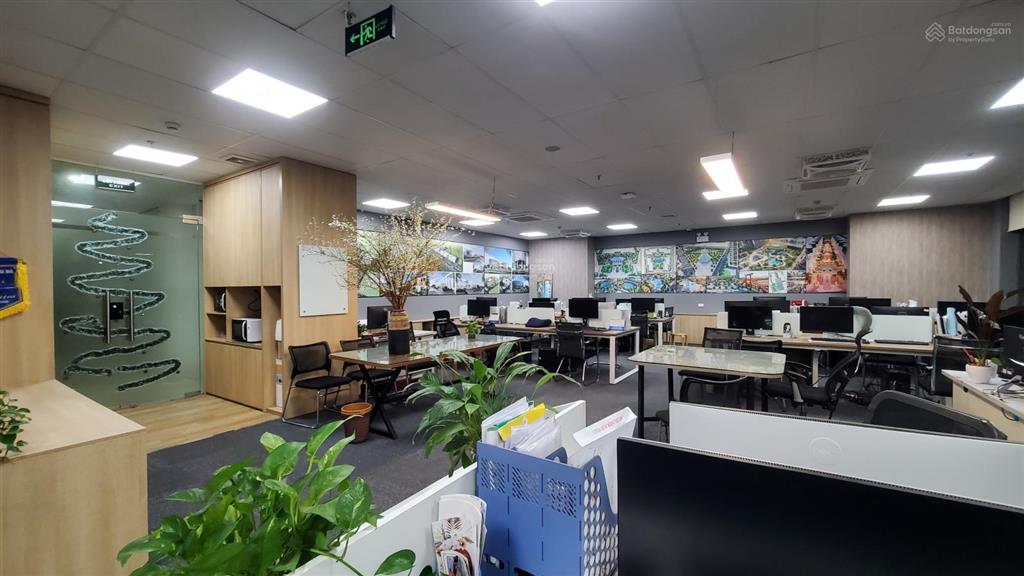 Chính chủ bán sàn văn phòng view full kính tại mỹ đình, 250 m2 sẵn sổ đỏ