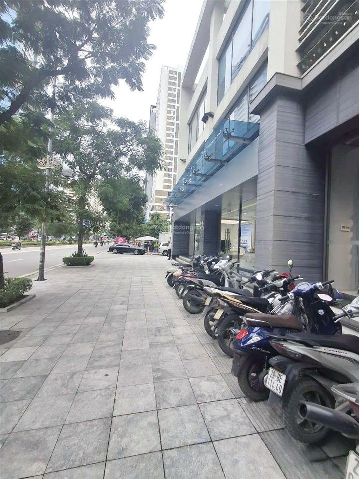 Cho thuê tầng 1 mặt đường lê văn lương, 160 triệu/th, 184m2, giá ưu đãi trong tháng 11