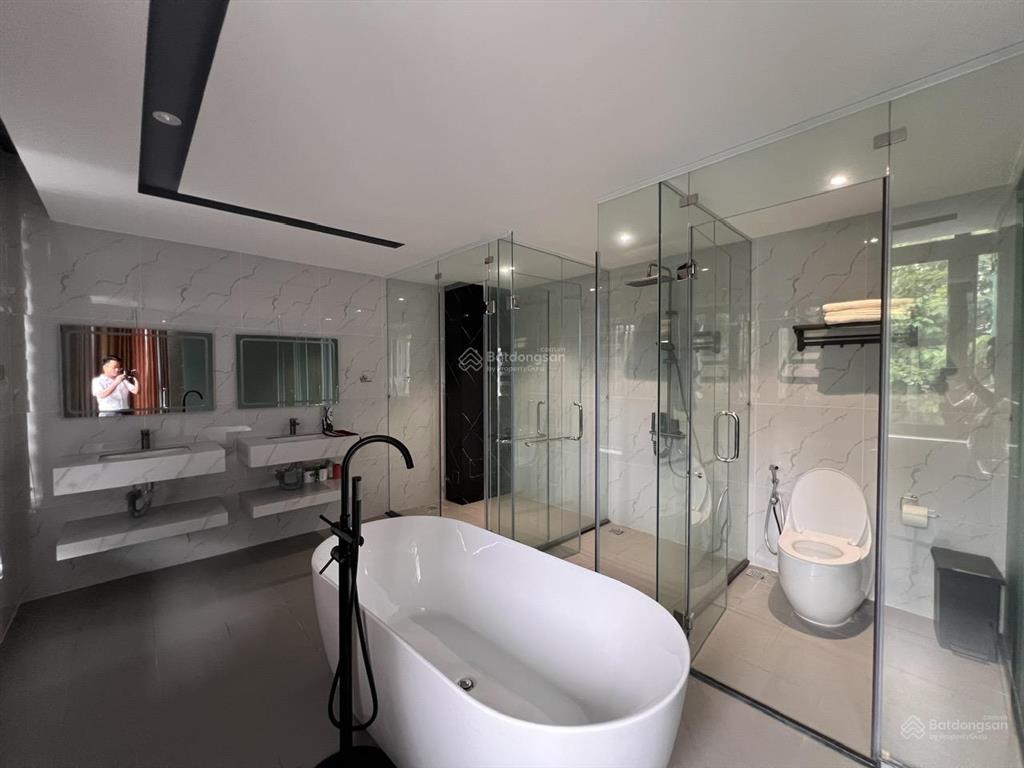 Cho thuê biệt thự nhà bè 6pn rộng rãi gần phú mỹ hưng
