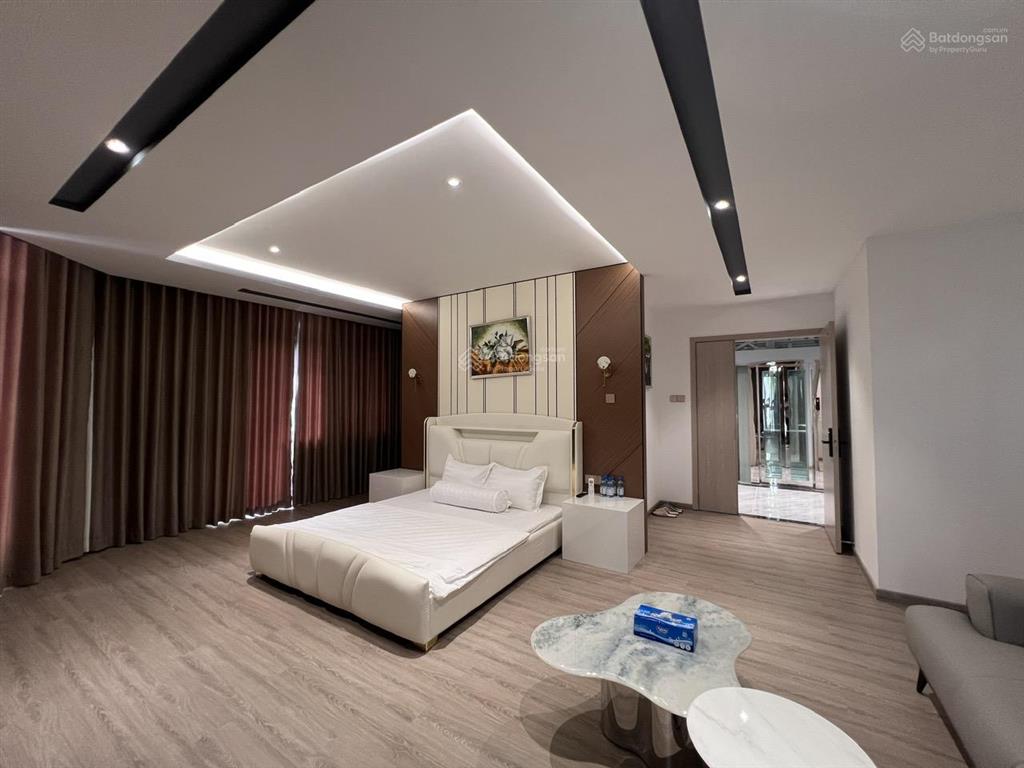 Cho thuê biệt thự nhà bè 6pn rộng rãi gần phú mỹ hưng