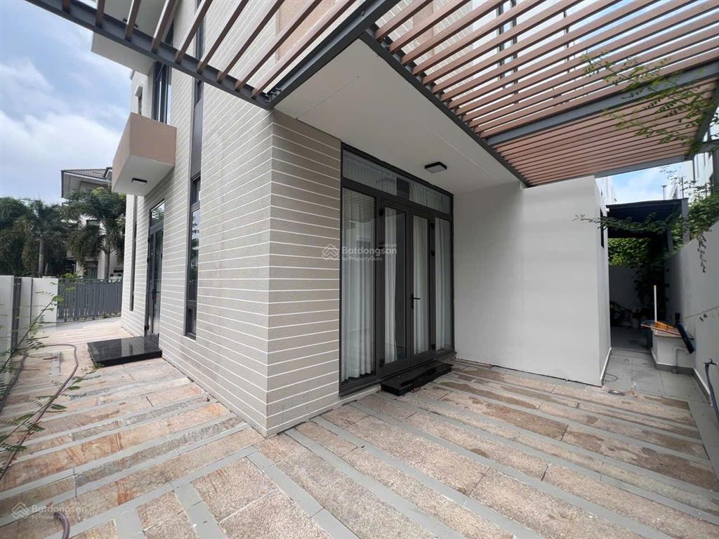 Bán căn góc lavila nhà bè  đường lớn  vị trí cực đẹp