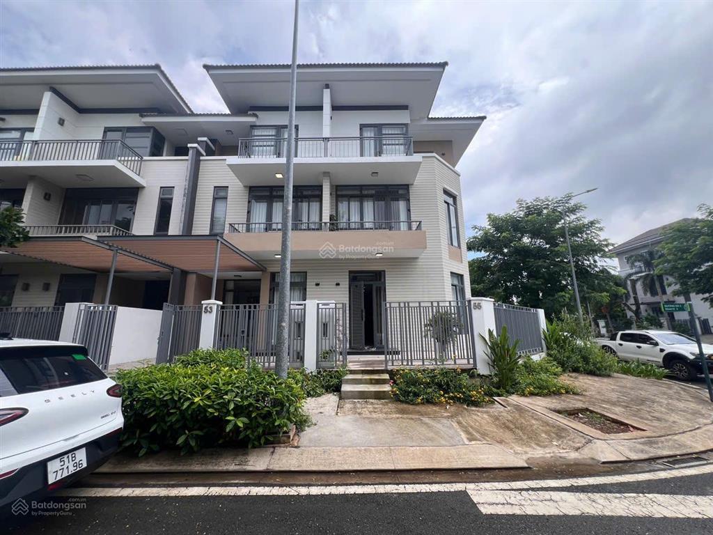 Bán căn góc lavila nhà bè  đường lớn  vị trí cực đẹp