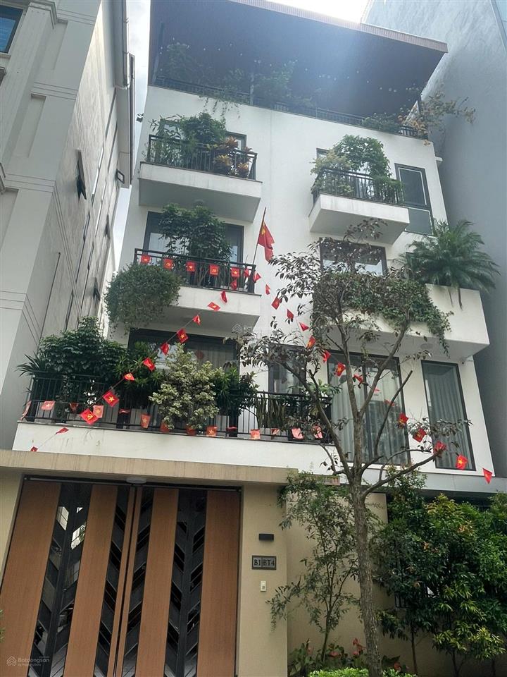 Bán liền kề tuần châu hạ long, 50m 4 tầng giá tốt, ở kinh doanh du lịch đều đỉnh sát vịnh di sản