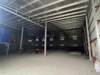 Cho thuê gấp kho 605m2 tại duyên hà, 37 triệu vnd
