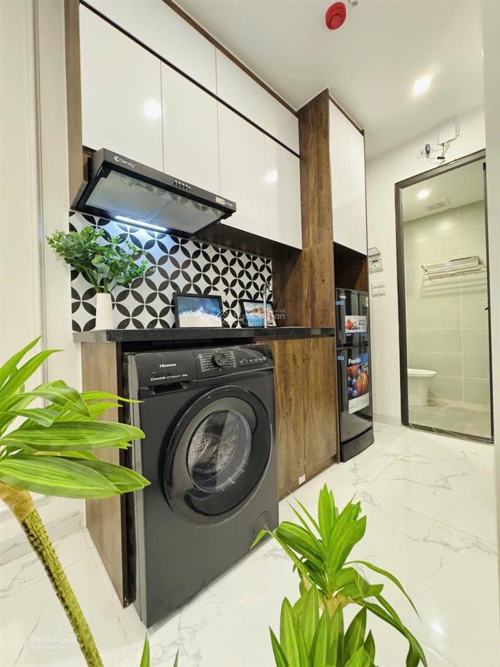 Cho thuê toà ccmn 164 đê la thành, nhà mới full đồ, thang máy, máy giặt từng phòng