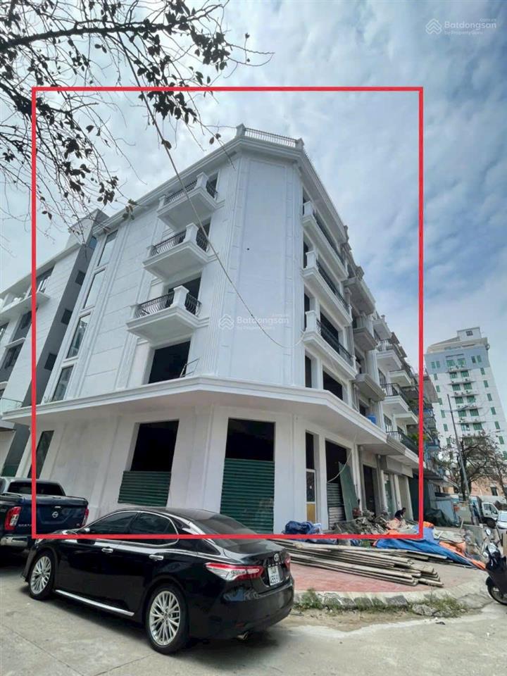 Cần bán gấp căn góc nhà phố đường 25/4 hạ long.  0915 069 ***