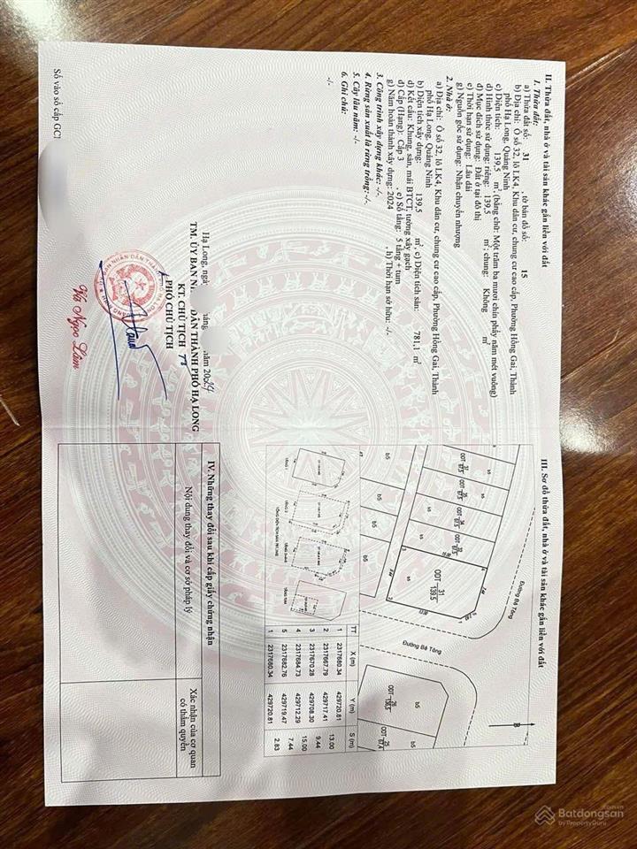 Cần bán gấp căn góc nhà phố đường 25/4 hạ long.  0915 069 ***