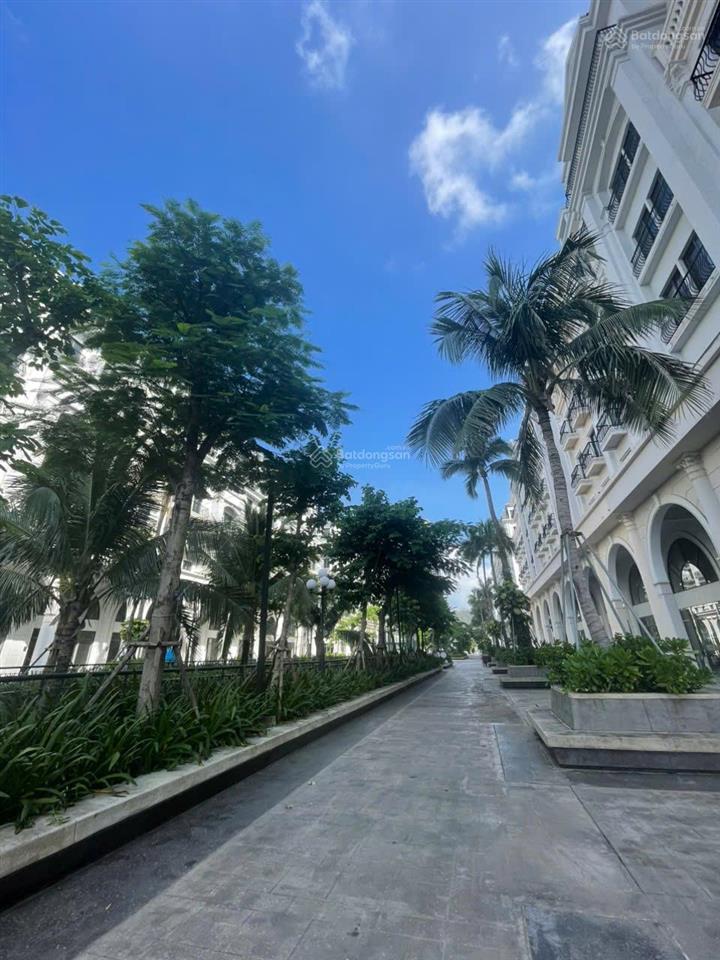 Quá rẻ! bán nhà phố thương mại 8 tầng tai tt du lịch bãi cháy. s sàn 1197m2. đg 21,7 triệu/m2 xd