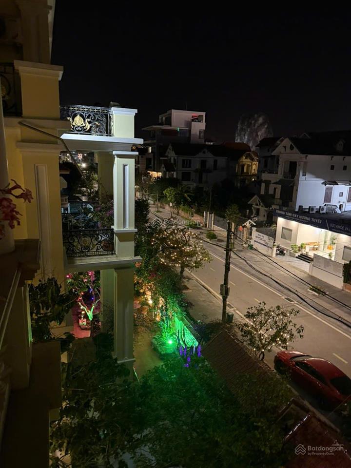 Bán rẻ bt ngay bao biển hạ long, quảng ninh. full nội thất giá 60 tỷ