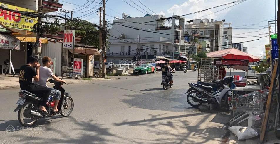 Cc bán nhà 2mt đường phạm văn bạch 23m , dt 5x30m, nhà cấp 4, giá bán 14,5 tỷ  0919 818 *** mr nam
