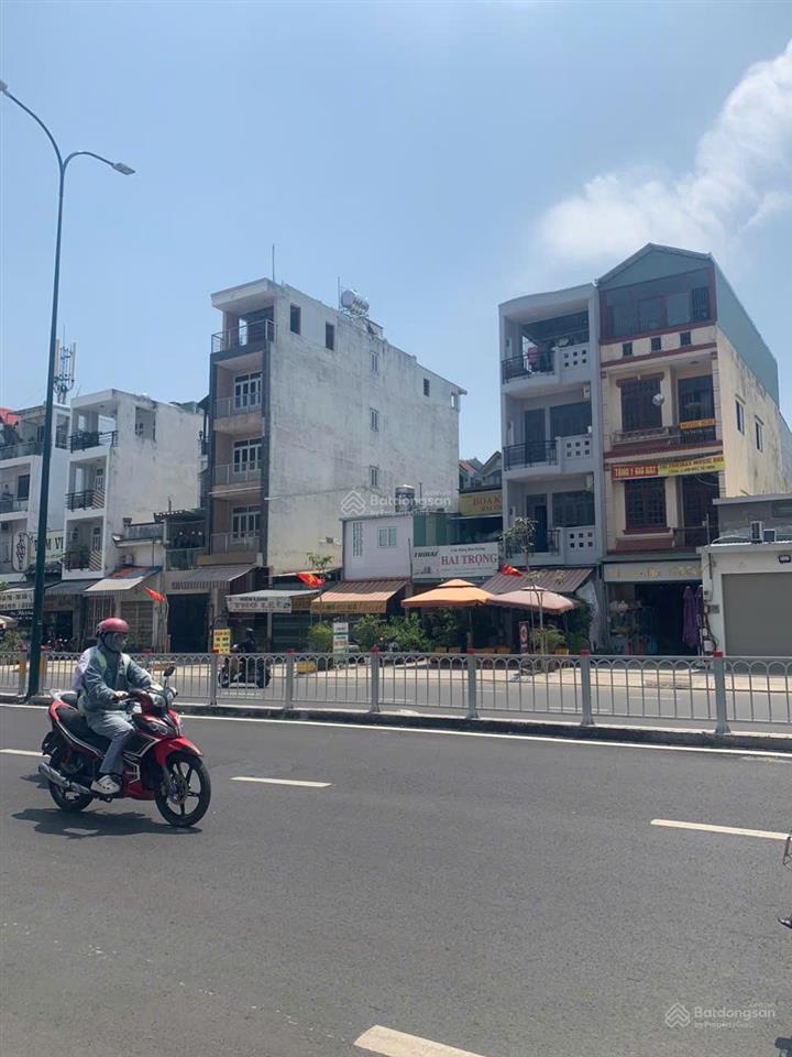 Cc bán nhà mt dương quảng hàm, dt 7,2x25m, 4 tầng, đct 65 triệu, giá 31 tỷ,  0919 818 *** nkn