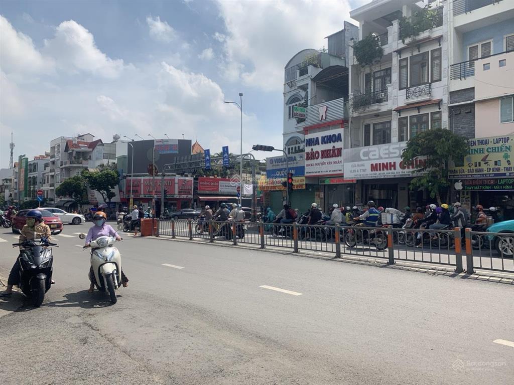Cc bán nhà 3mt đường dương quảng hàm (32127m), dt 5x22m, đct 35tr/ tháng, giá 22 tỷ, 0919 818 ***