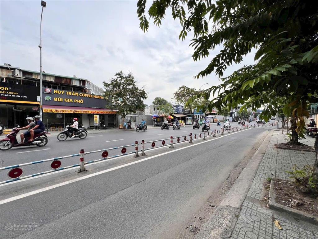Cc bán nhà 2 mt quang trung, p10, dt 5x20m, 3 tầng, hẻm sau 6m, gần ngã 6 giá 17 tỷ  0919 818 ***