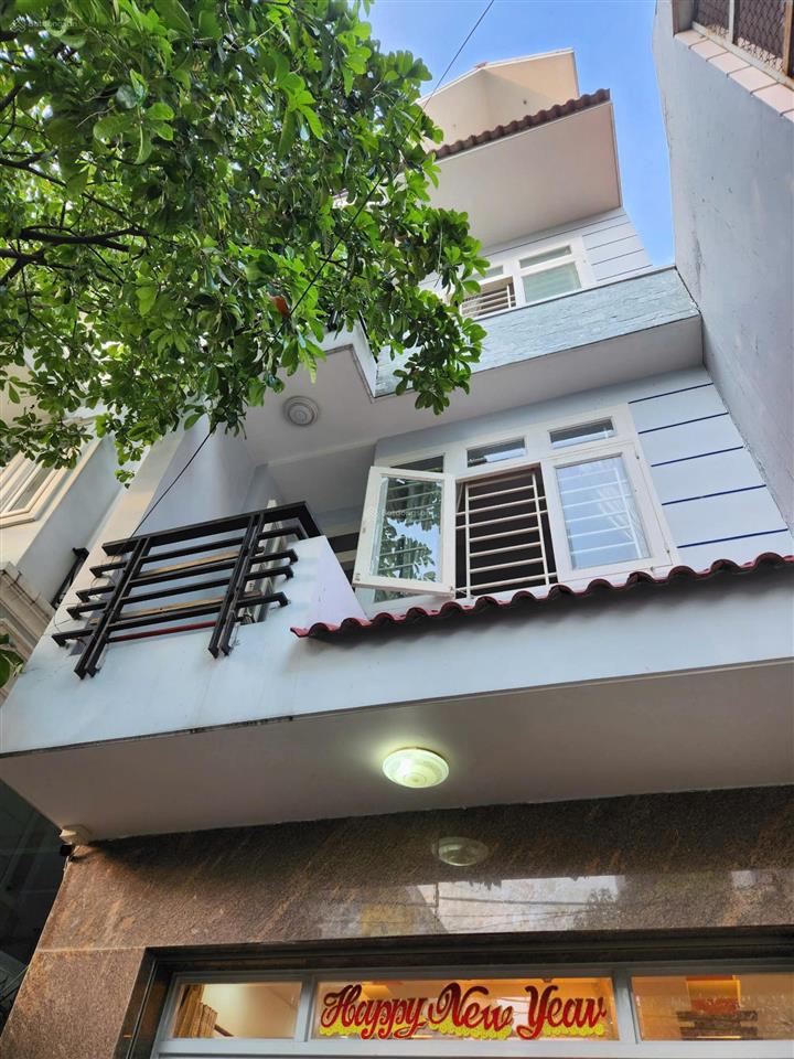 Cc bán nhà hxh 10m cây trâm, khu biệt thự làng hoa dt 5x17m 4 tầng, giá 13 tỷ  0919 818 ***