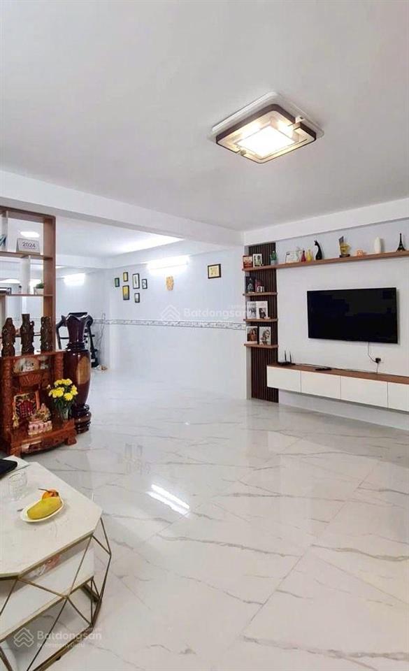 Hiếm chủ gấp bán giảm sâu chỉ 7,9 tỷ 202 m2 hẻm ô tô thông đông hoà, dĩ an