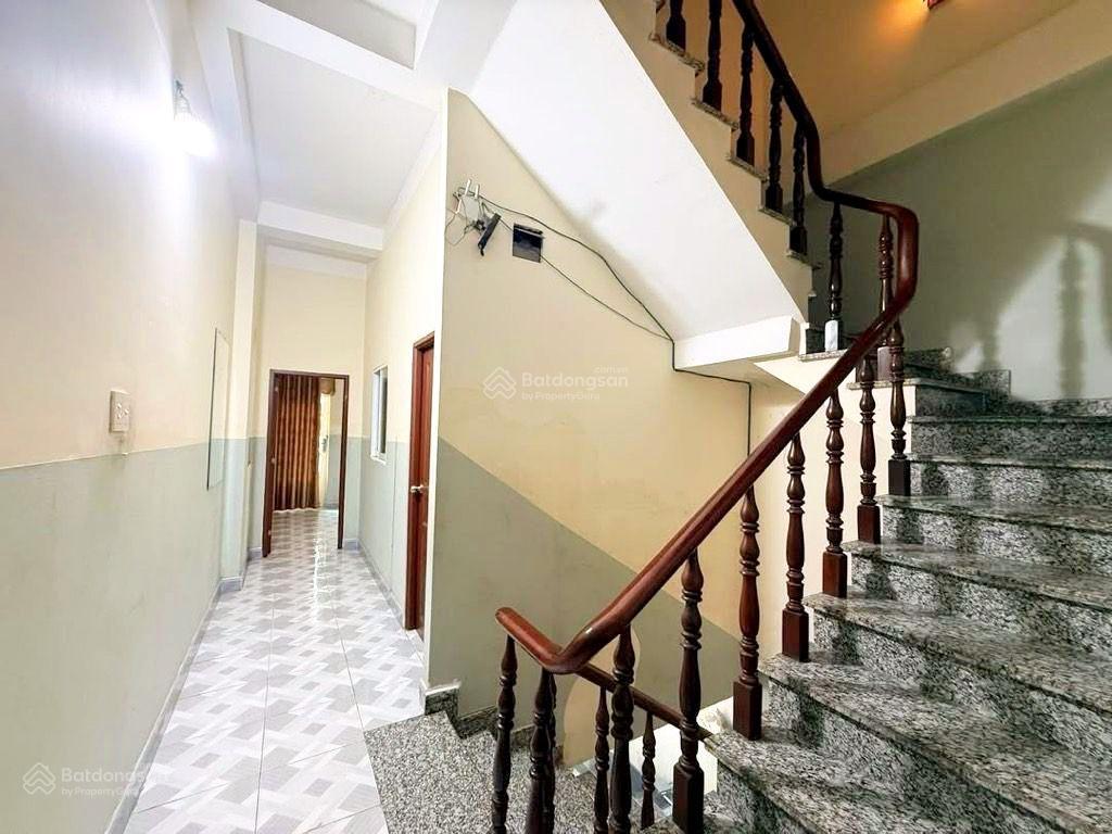 Hiếm chủ gấp bán giảm sâu nhà mtkdkdc toa xe lửa cạnh vin com dĩ an 75m2 nhỉnh 6 tỷ tl